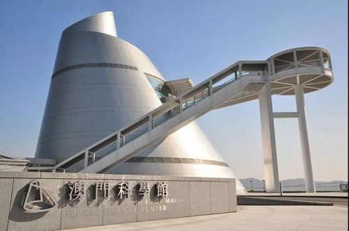 近距離接觸澳門鐘錶收藏家